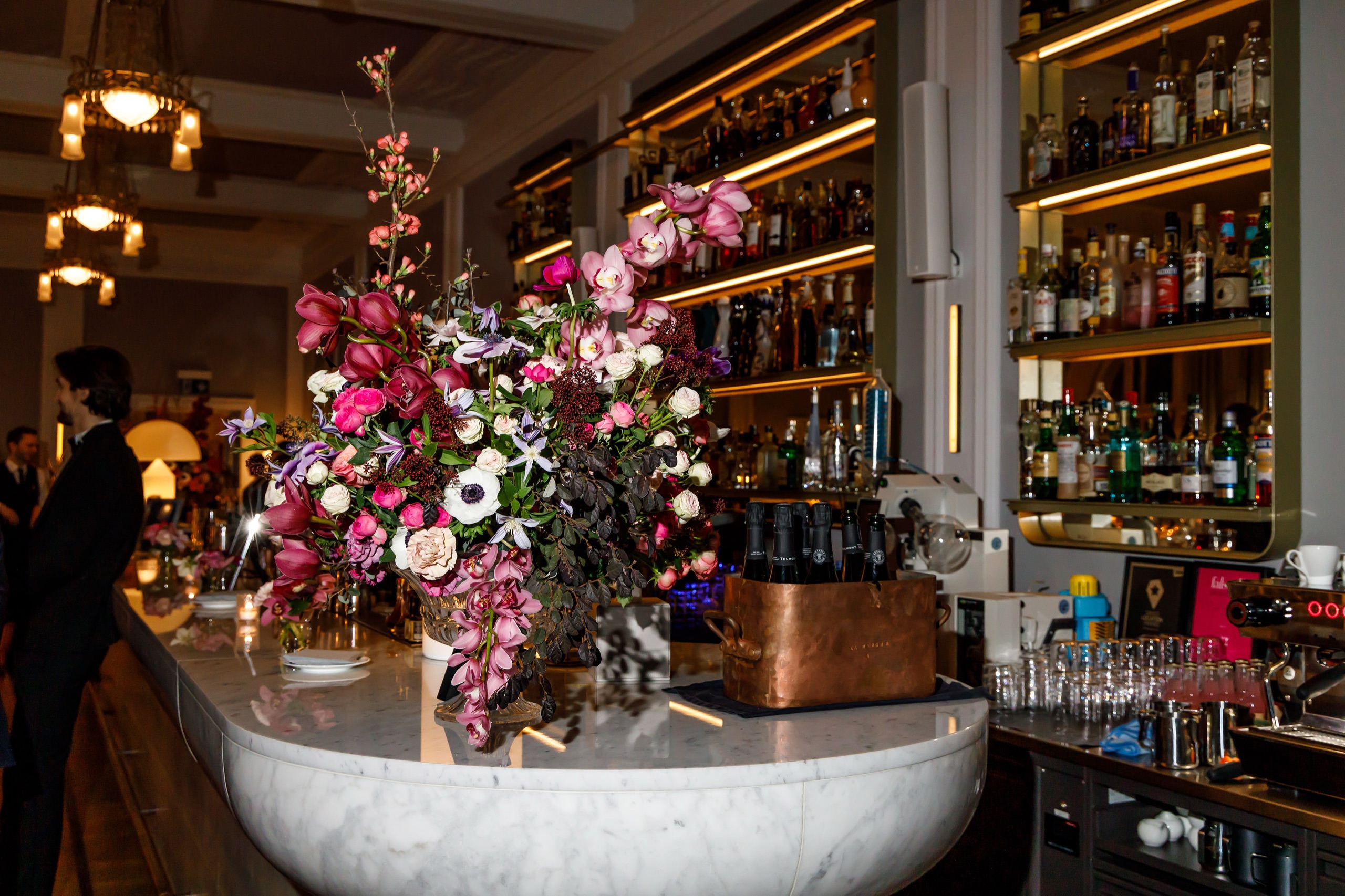 Cocktail bar